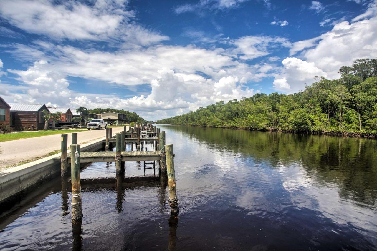 Everglades Rental Trailer Cabin With Boat Slip! Екстериор снимка